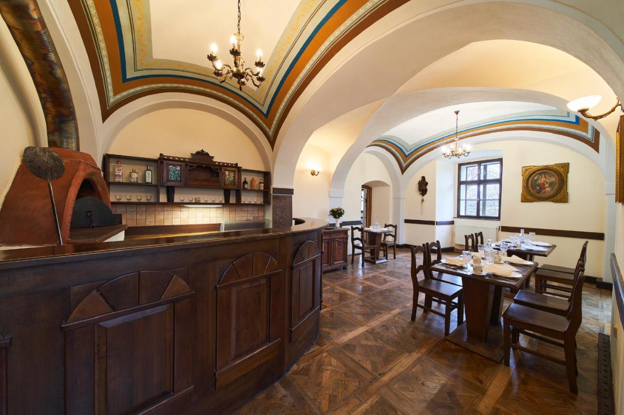 Penzion Zámek Lešany Netvořice Exterior foto
