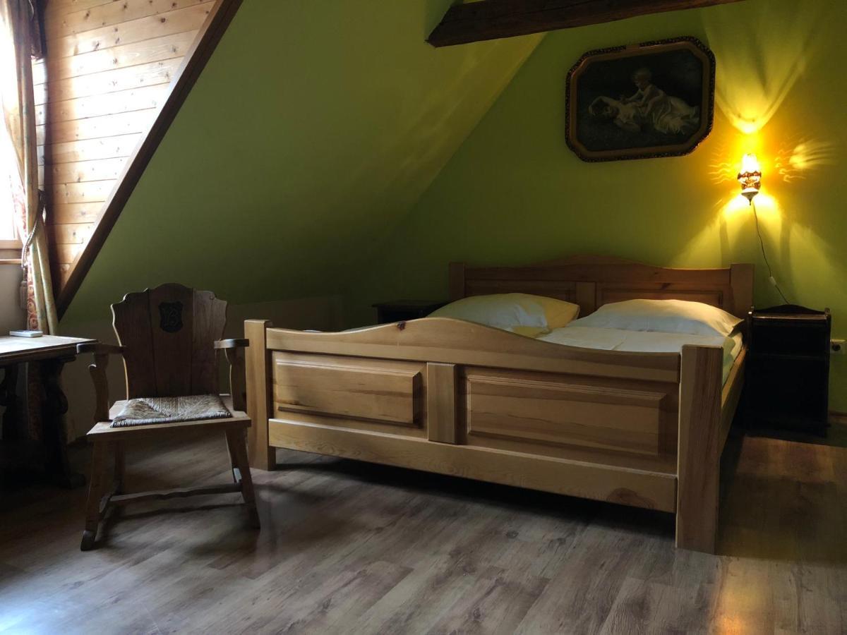 Penzion Zámek Lešany Netvořice Exterior foto